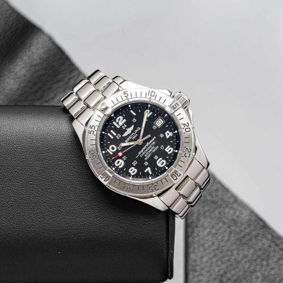 Breitling SuperoceanA17360