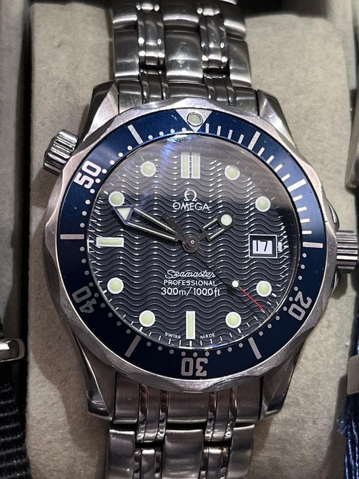 Omega Seamaster Diver 300 MProfessional 300m Mid Size 2561.80 36mm blue dial quartz