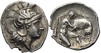 Calabria, Tarentum Diobol circa 325-280, AR 12 mm, 0.96 g. Head of Athena r., wearing crested Attic helmet decorated...