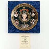 Elizabeth II, Bradford Exchange - Long to Reign Over Us Plate, 2015 Australian fine porcelain decorative plate, 305cm,...