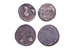 India, Yadavas Of Devagiri, Mahadeva, Set Of Two Silver Coins 1 & 1/2 Drahma, 0.90grms,
-0.1grms, 0bv. Lion To Left,...