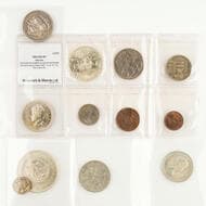 Threepence - Crown, 1917-M - 1954, aF - EF Small group of pre-decimal silver including, 1917-M threepence,...